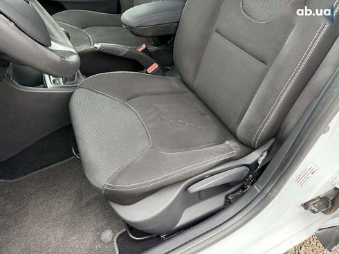 Renault Clio 2016 - фото 9