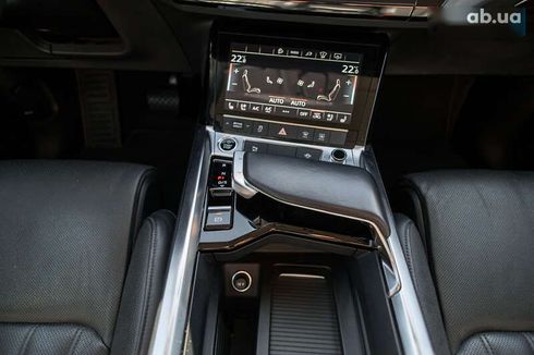Audi E-Tron 2021 - фото 16