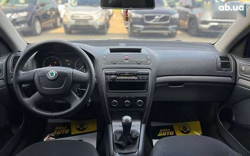Skoda Octavia 2011 - фото 16