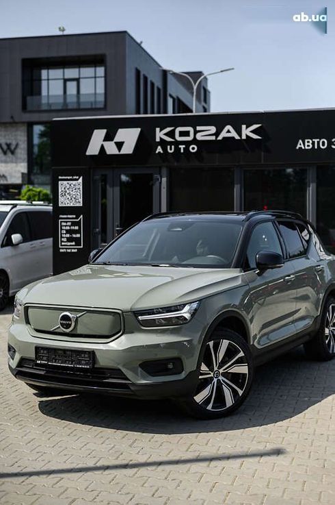 Volvo XC40 2021 - фото 2