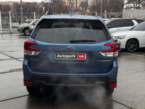 Subaru Forester 2022 синий - фото 9