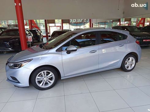 Chevrolet Cruze 2018 - фото 8