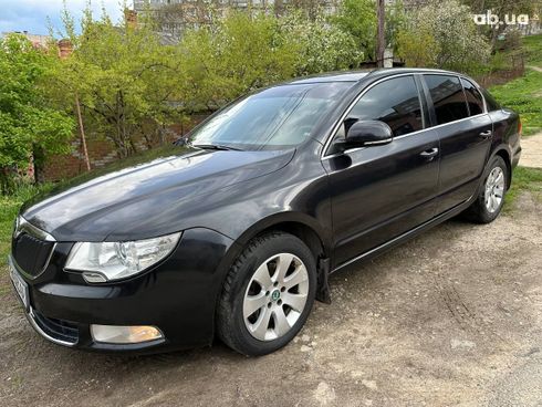 Skoda Superb 2011 черный - фото 2