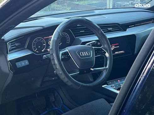 Audi E-Tron 2021 синий - фото 33