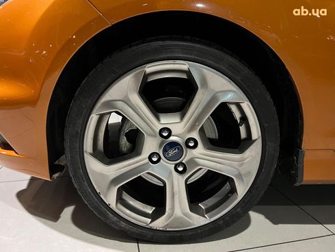 Ford Fiesta 2019 оранжевый - фото 10