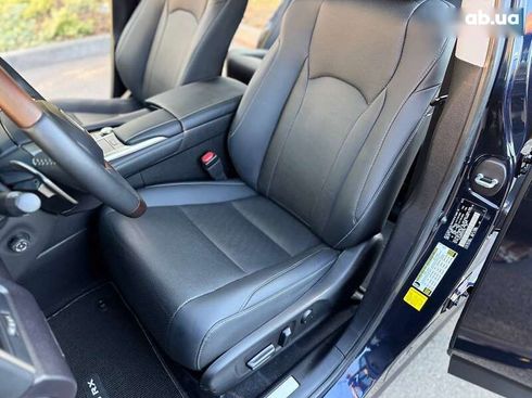 Lexus RX 2022 - фото 17