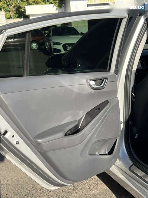 Hyundai Ioniq 2018 - фото 27