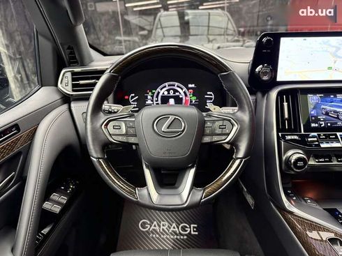 Lexus LX 2022 - фото 30