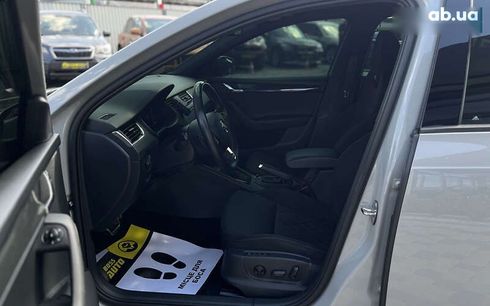Skoda Octavia 2019 - фото 16