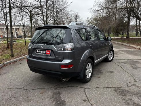 Mitsubishi Outlander 2008 серый - фото 7