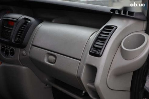 Renault Trafic 2009 - фото 21