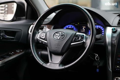 Toyota Camry 2016 - фото 12