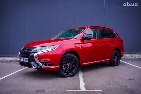 Mitsubishi Outlander 2018 - фото 8