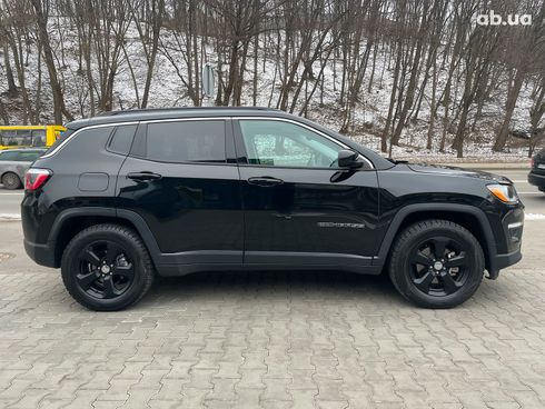 Jeep Compass 2018 черный - фото 12