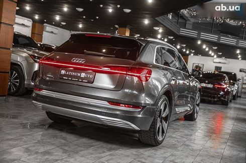 Audi E-Tron 2019 - фото 20