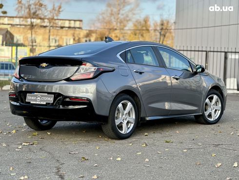 Chevrolet Volt 2018 серый - фото 4