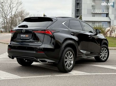 Lexus NX 2018 - фото 17