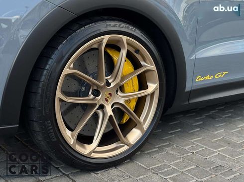 Porsche Cayenne Coupe 2023 - фото 12