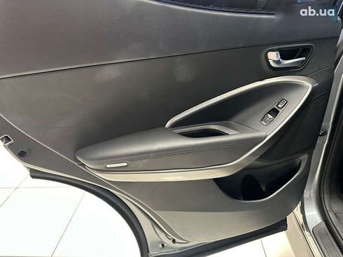 Hyundai Santa Fe 2017 - фото 24