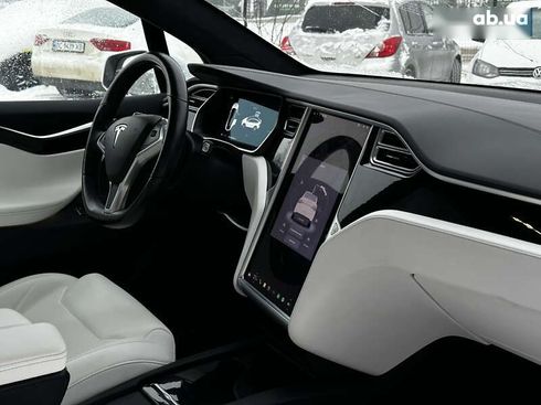Tesla Model X 2018 - фото 20