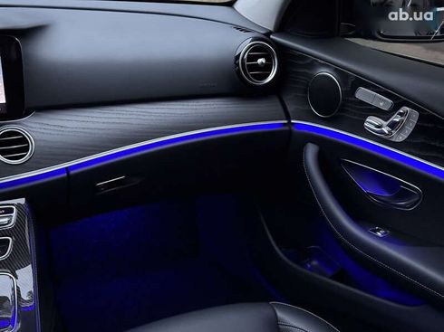 Mercedes-Benz E-Класс 2019 - фото 26