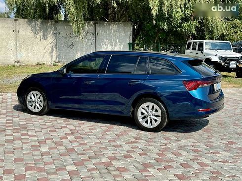 Skoda Octavia 2021 - фото 14