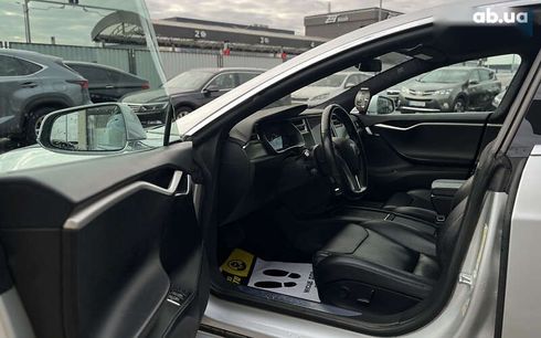 Tesla Model S 2018 - фото 19
