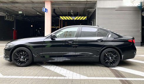 BMW 5 серия 2020 - фото 19