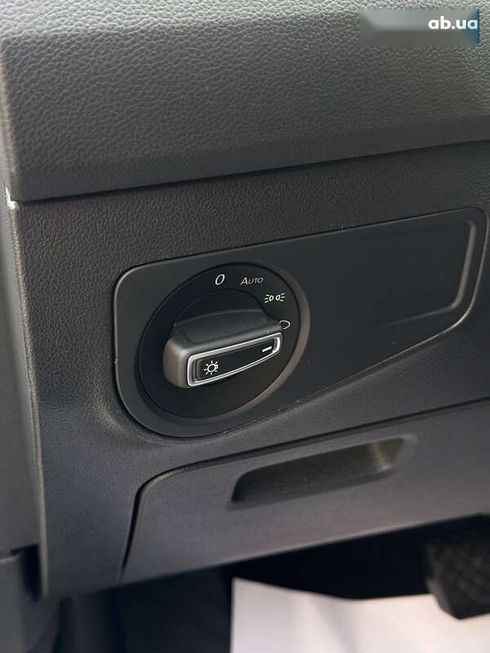 Volkswagen Tiguan 2021 - фото 10