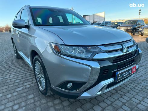 Mitsubishi Outlander 2022 серый - фото 3