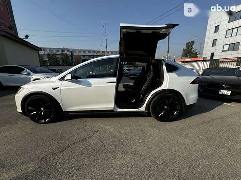 Tesla Model X 2019 - фото 15