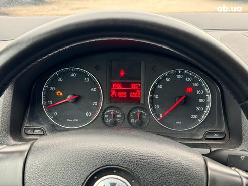 Volkswagen Golf 2005 серый - фото 78