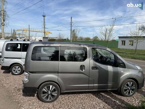 Nissan e-NV200 2018 - фото 7