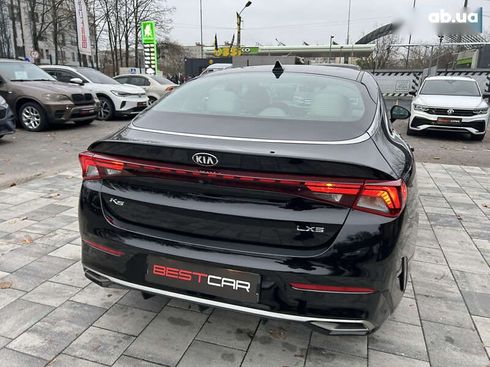 Kia K5 2021 - фото 14