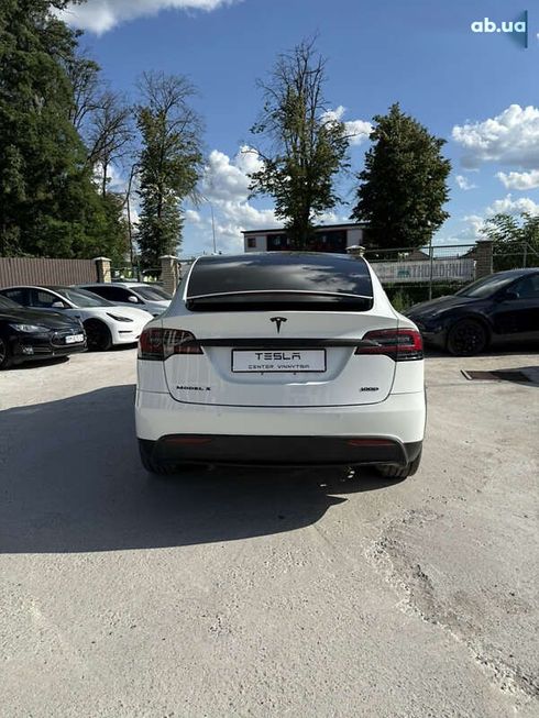 Tesla Model X 2018 - фото 18