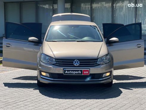 Volkswagen Polo 2019 бежевый - фото 21