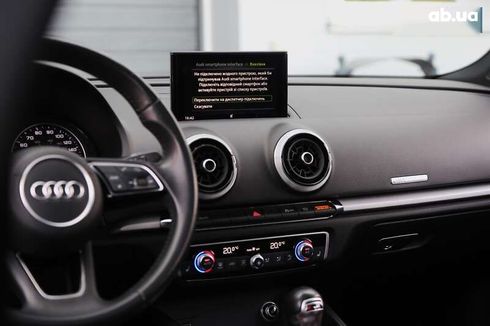 Audi A3 2018 - фото 19