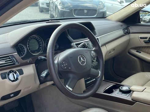 Mercedes-Benz E-Класс 2010 коричневый - фото 47