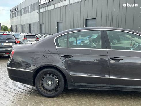 Volkswagen passat b6 2005 коричневый - фото 15