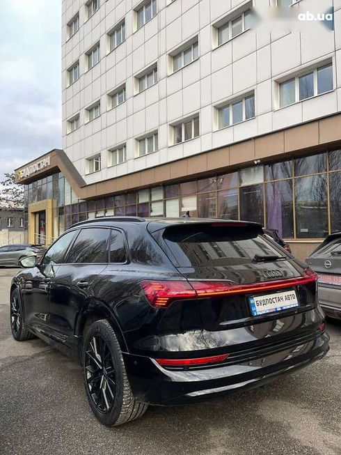 Audi E-Tron 2021 - фото 23