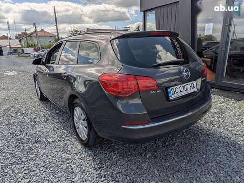 Opel Astra 2014 - фото 5
