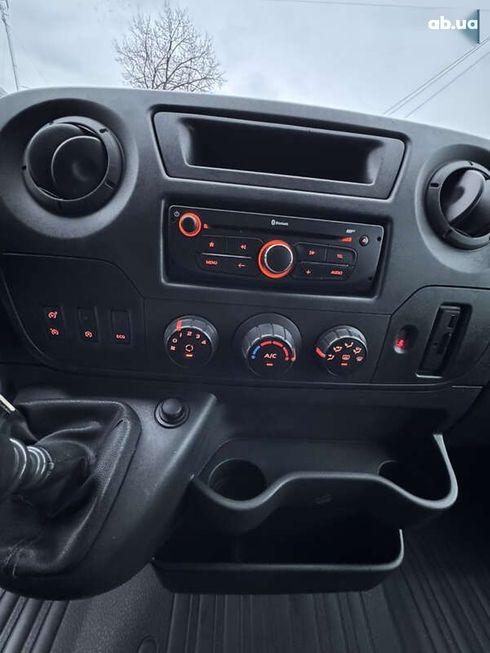 Renault Master 2019 - фото 18