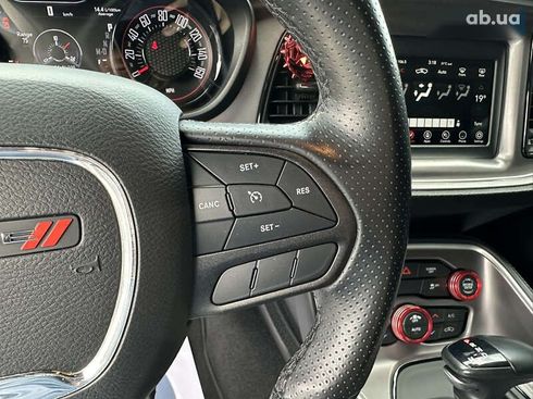 Dodge Challenger 2021 - фото 14