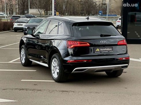 Audi Q5 2017 - фото 10