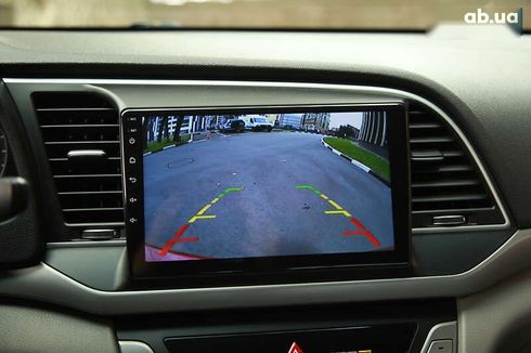 Hyundai Elantra 2016 - фото 16