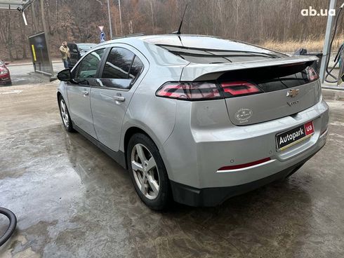 Chevrolet Volt 2014 серый - фото 7