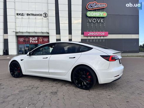 Tesla Model 3 2023 - фото 15