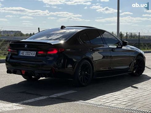 BMW 5 серия 2017 - фото 19