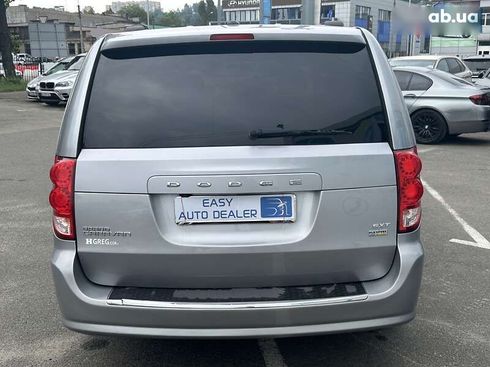 Dodge grand caravan 2017 - фото 5