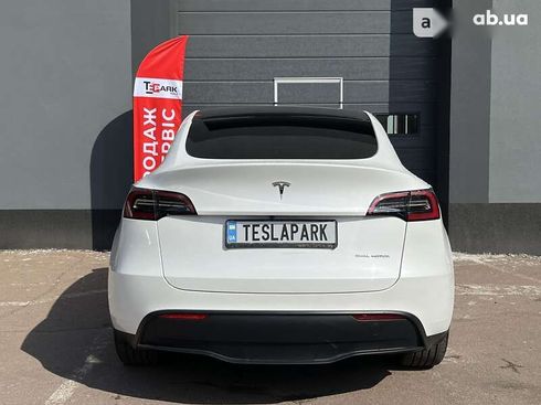 Tesla Model Y 2023 - фото 8